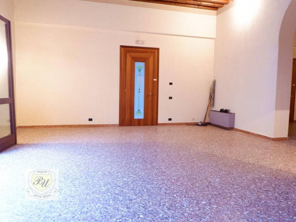 Immobile a Este in via principe umberto 54/b - Foto 3