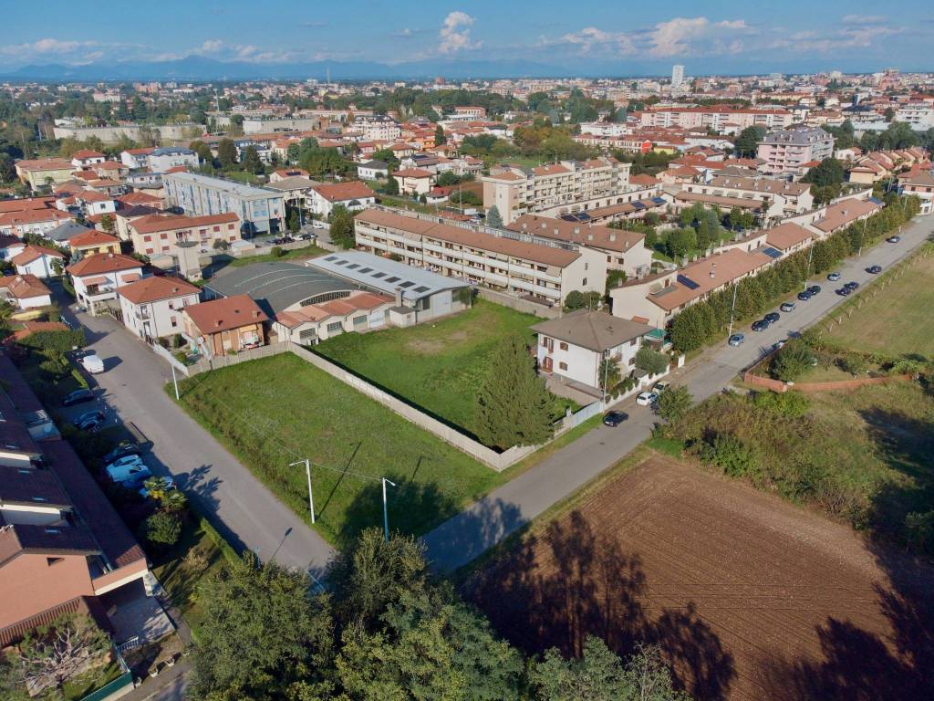 Terreno a Busto arsizio in Via della Pergola - Foto 2