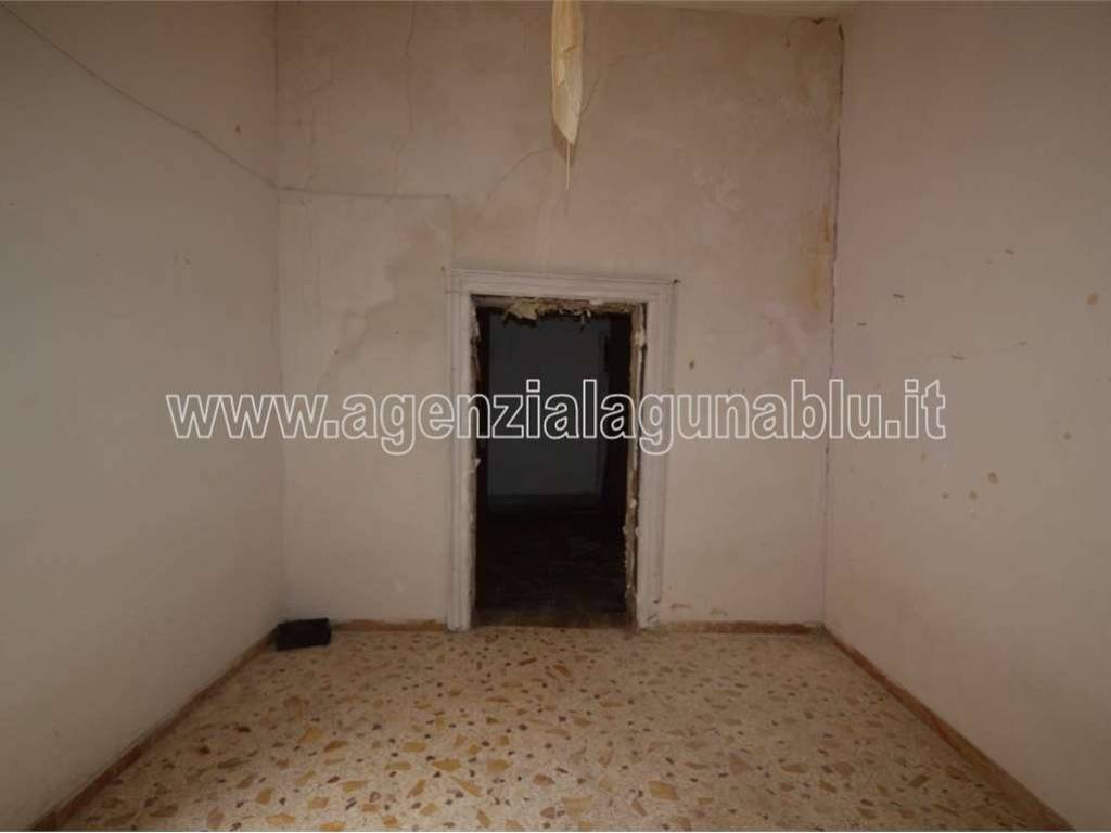 Appartamento a Mazara del vallo in Via Gian Giacomo Adria - Foto 4