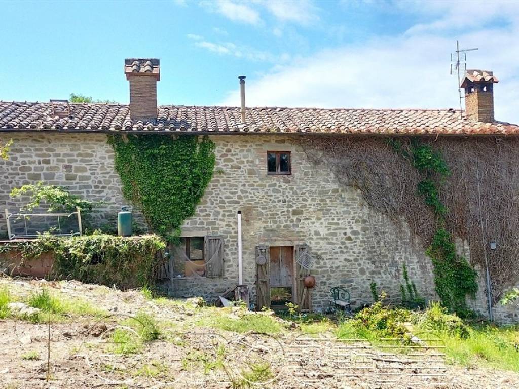 Rustico / casale a Gubbio in Strada Provinciale di Montelovesco - Foto 5