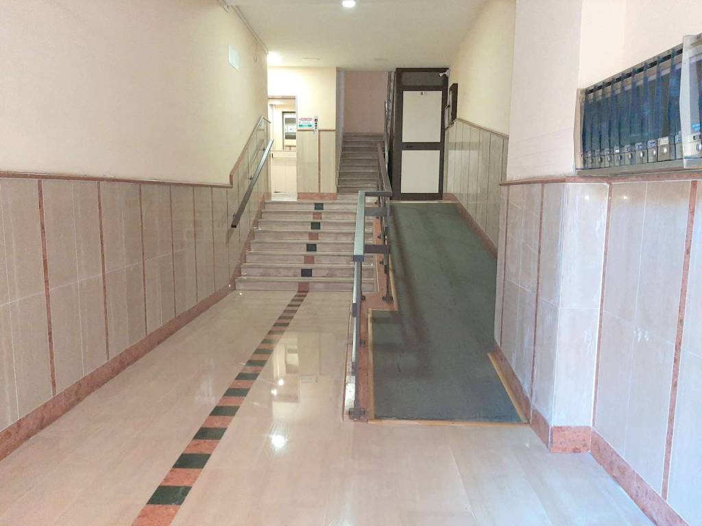 Appartamento a Taranto in Via Cesare Battisti, 57 - Foto 3