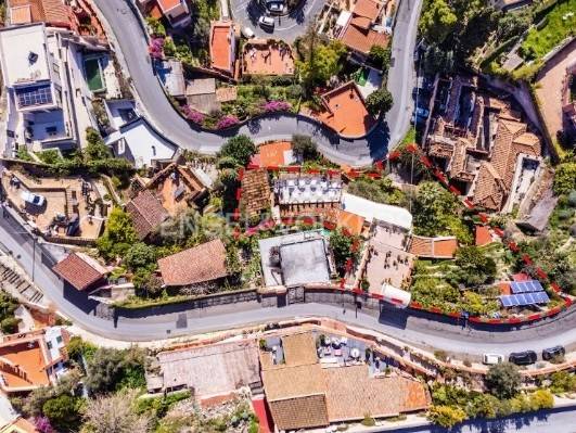 Palazzo / stabile a Taormina in Via Leonardo da Vinci, 46 - Foto 4