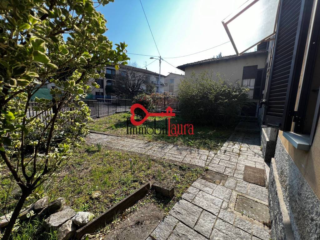 Casa indipendente a Gavirate - Foto 2