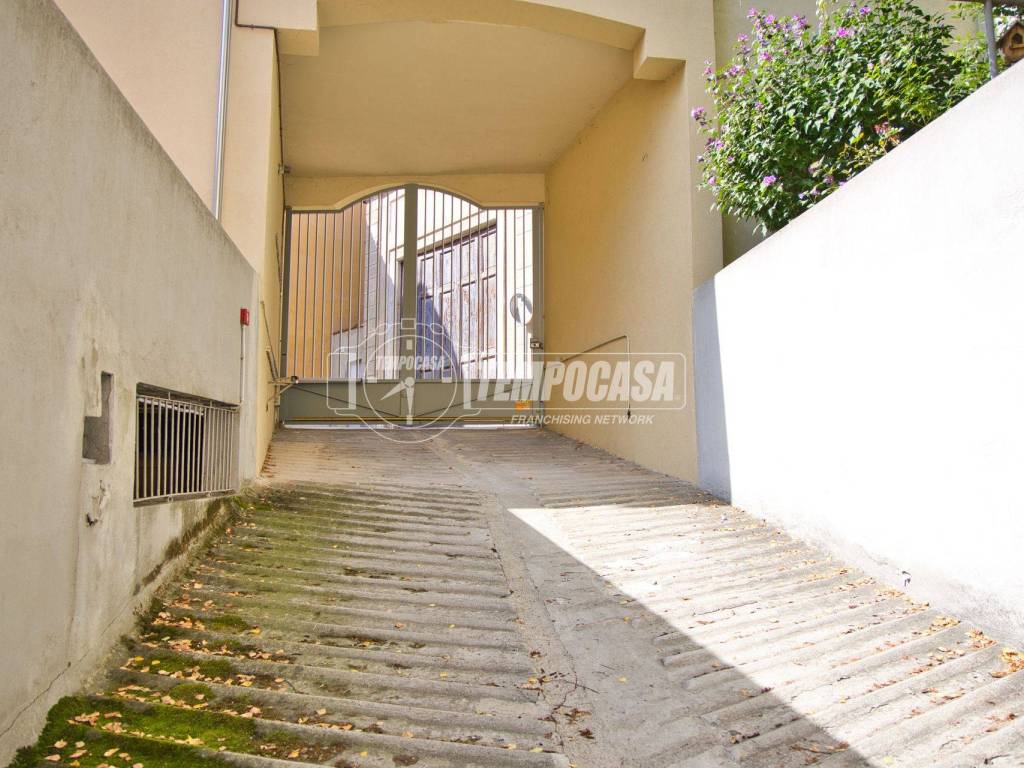 Box / garage a Vercelli in Via G. Giovenone - Foto 5