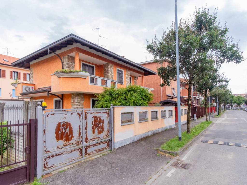 Villa a Nova milanese in Via Fratelli Rosselli, 8 - Foto 3