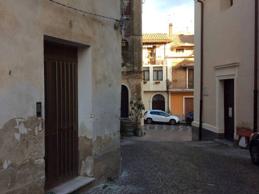 Villa a Lamezia terme in Via Scalfaro S.N.C. - Foto 4