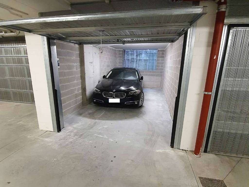 Box / garage a Rimini in via Italo Flori 0 - Foto 3