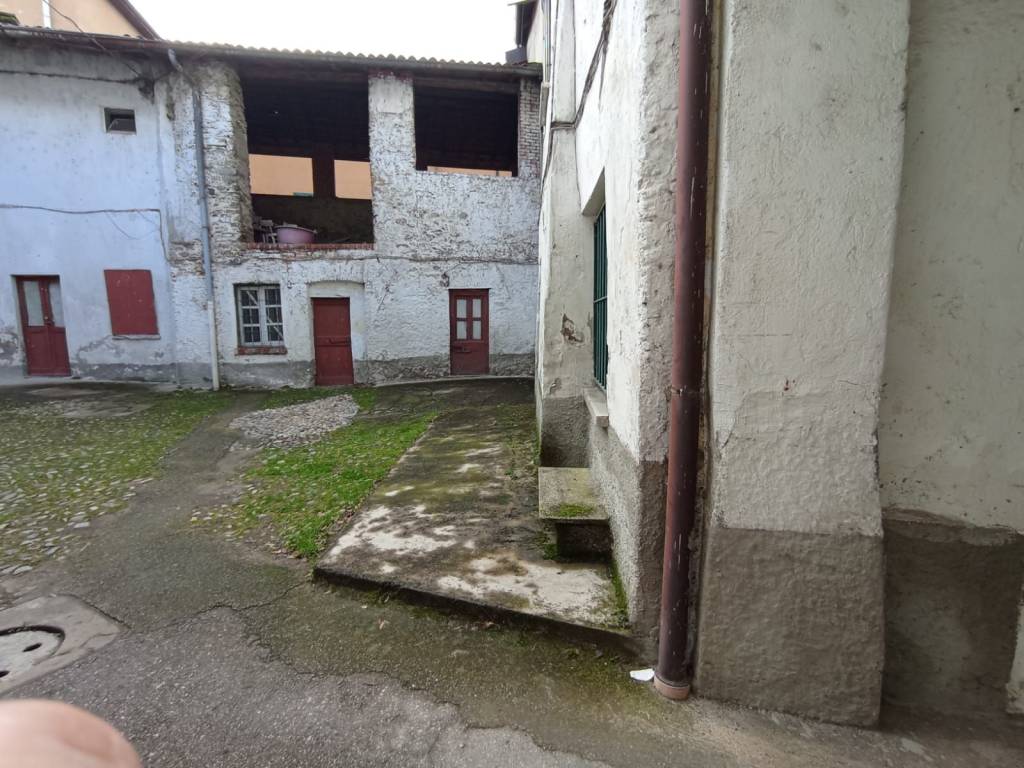 Casa indipendente a Bosisio parini in Via Al Lago 2 - Foto 4