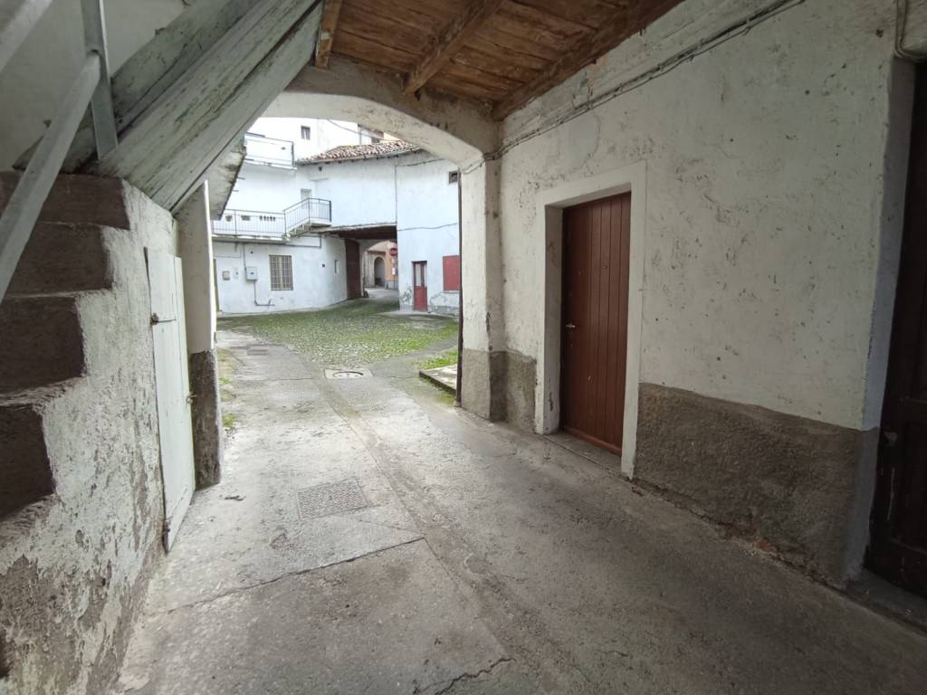 Casa indipendente a Bosisio parini in Via Al Lago 2 - Foto 5