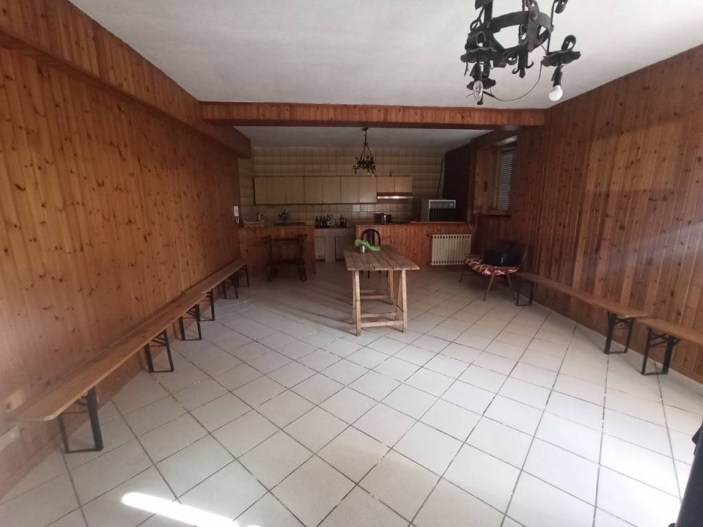 Villa a Castiglione del lago in Via Roma - Foto 5