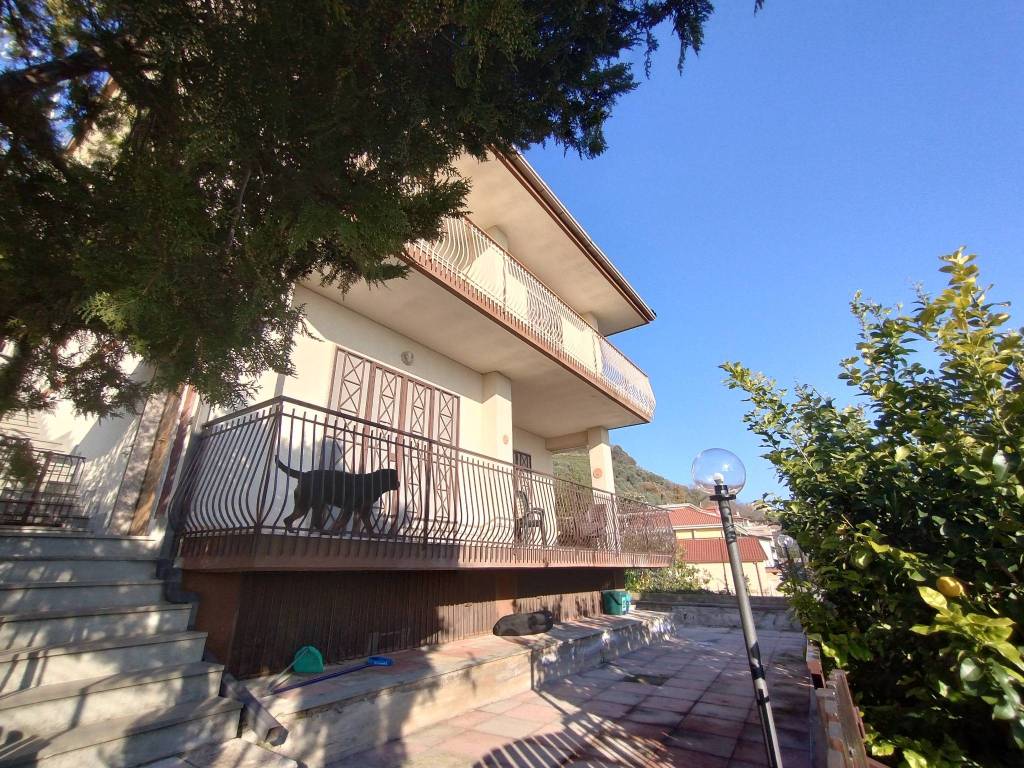 Villa a Montecorvino pugliano in Via Carlo del Prete - Foto 2
