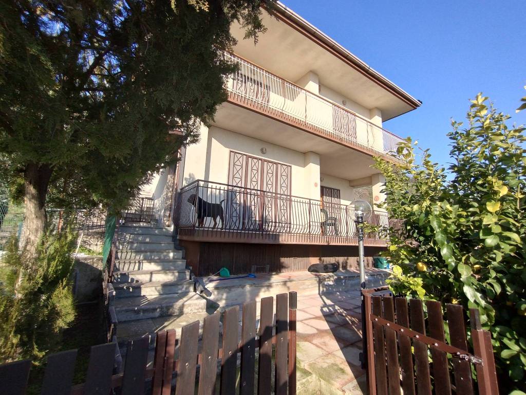 Villa a Montecorvino pugliano in Via Carlo del Prete - Foto 3