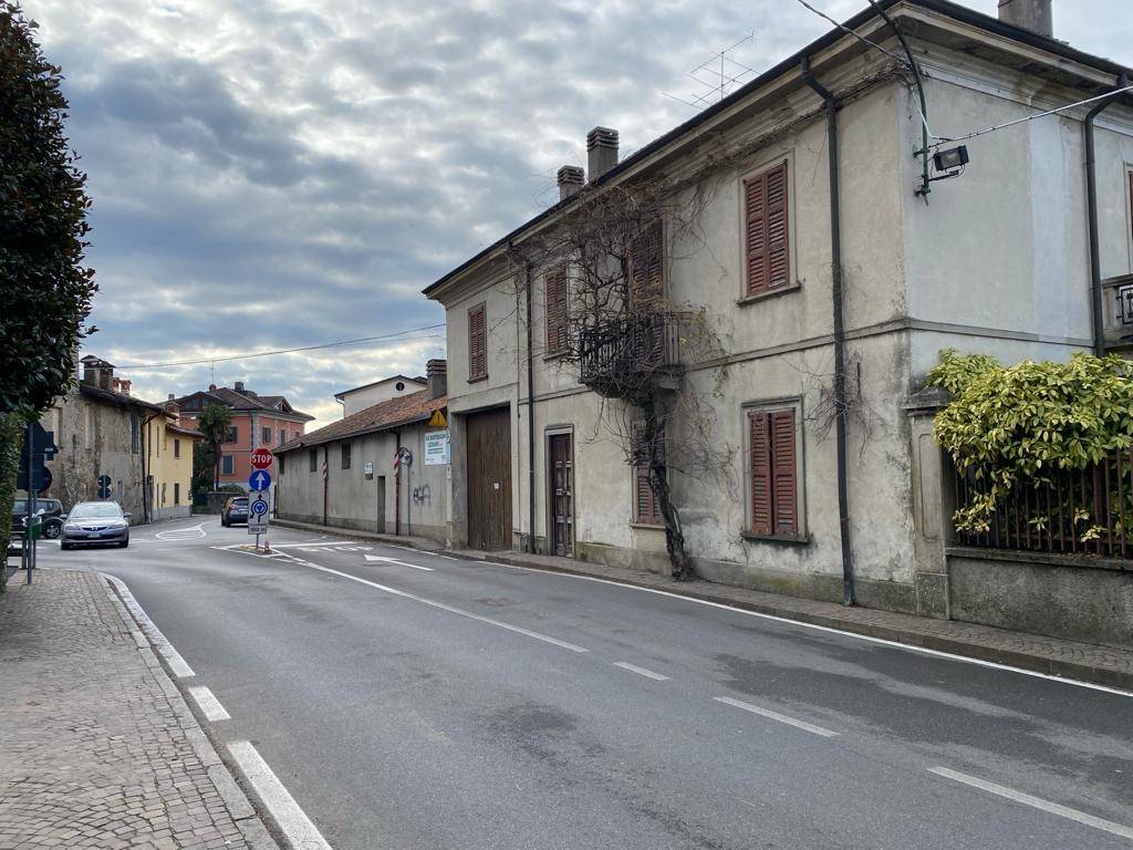 Terreno a Barzanò in Via dei Mille - Foto 2