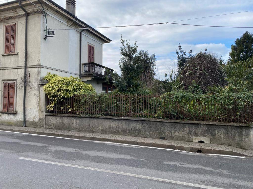 Terreno a Barzanò in Via dei Mille - Foto 3
