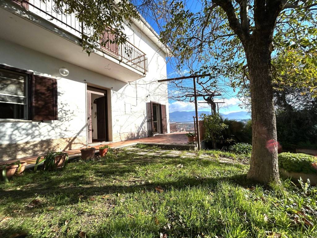 Villa a Selci in Via Aurano - Foto 3