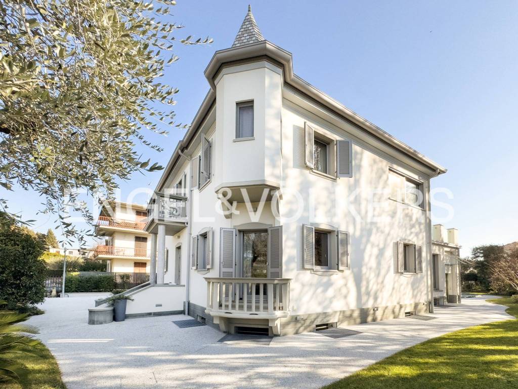 Villa a Bardolino in Via Gardesana dell'Acqua - Foto 2