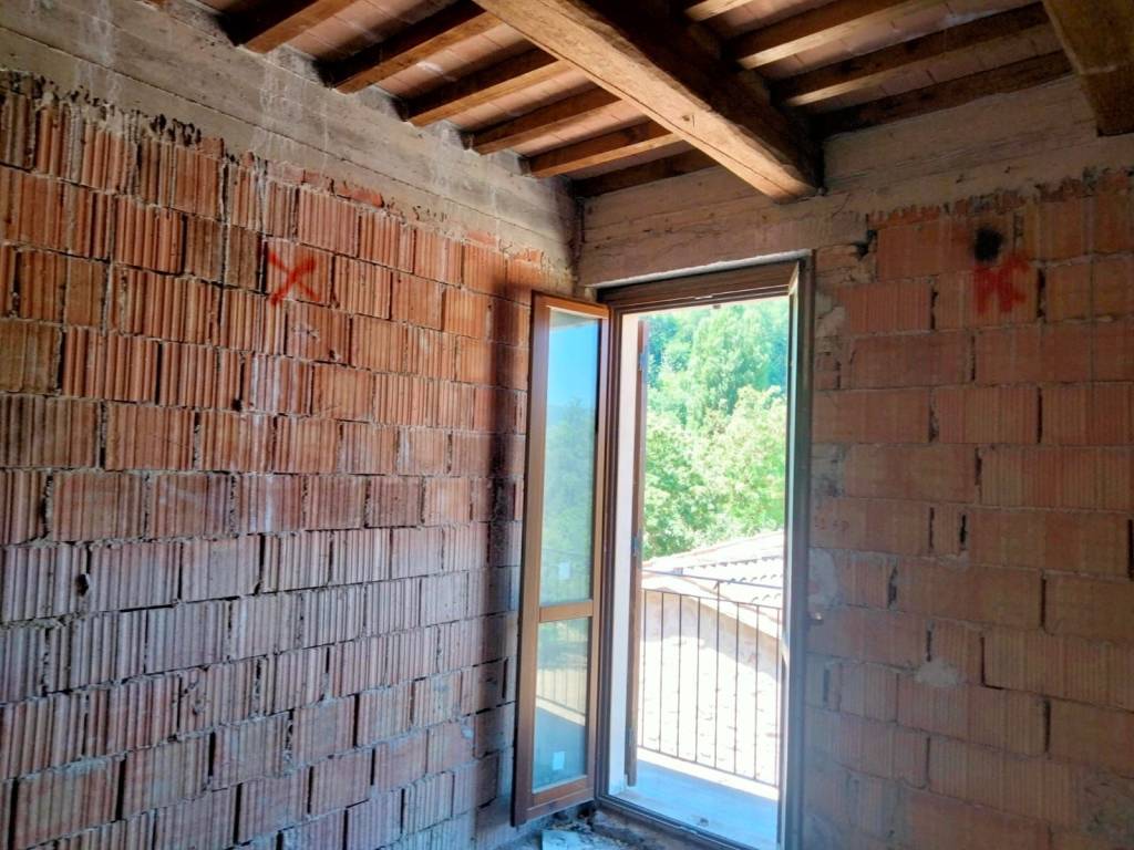 Rustico / casale a Foligno in Via Capodacqua - Foto 4