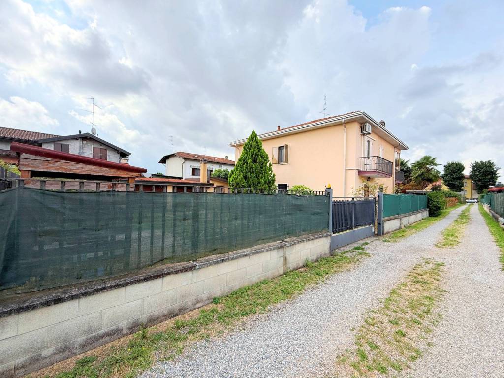 Villa a Samarate - Foto 2