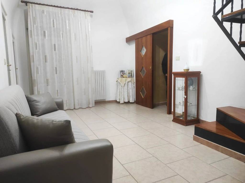 Appartamento a Terlizzi in Via Bellini, 22 - Foto 2