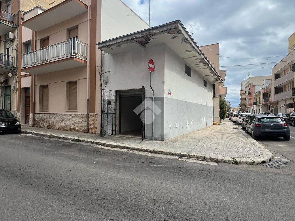 Immobile a Brindisi in Via Isonzo, 2 - Foto 2