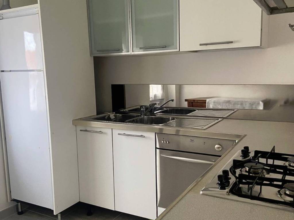 Appartamento a Livorno in Via Montebello, 2 - Foto 5