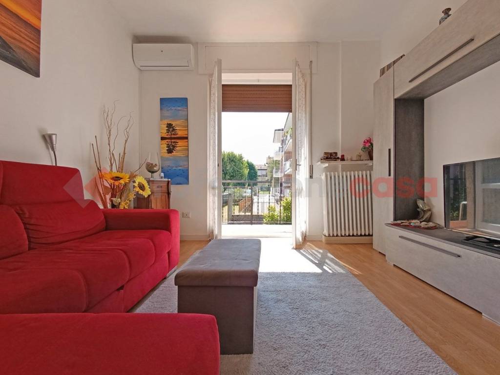 Appartamento a Arona in via fratelli cairoli - Foto 2