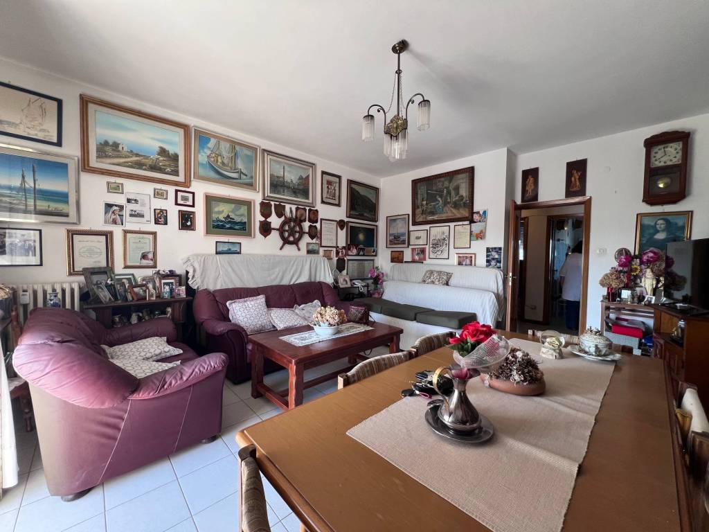 Appartamento a Riccione in Viale Santorre di Santarosa - Foto 3