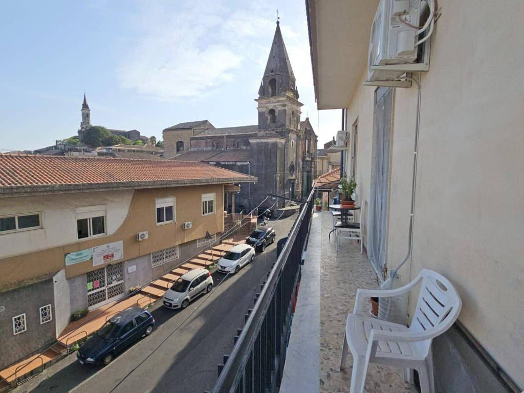 Appartamento a Trecastagni in Via Camillo Benso di Cavour - Foto 2
