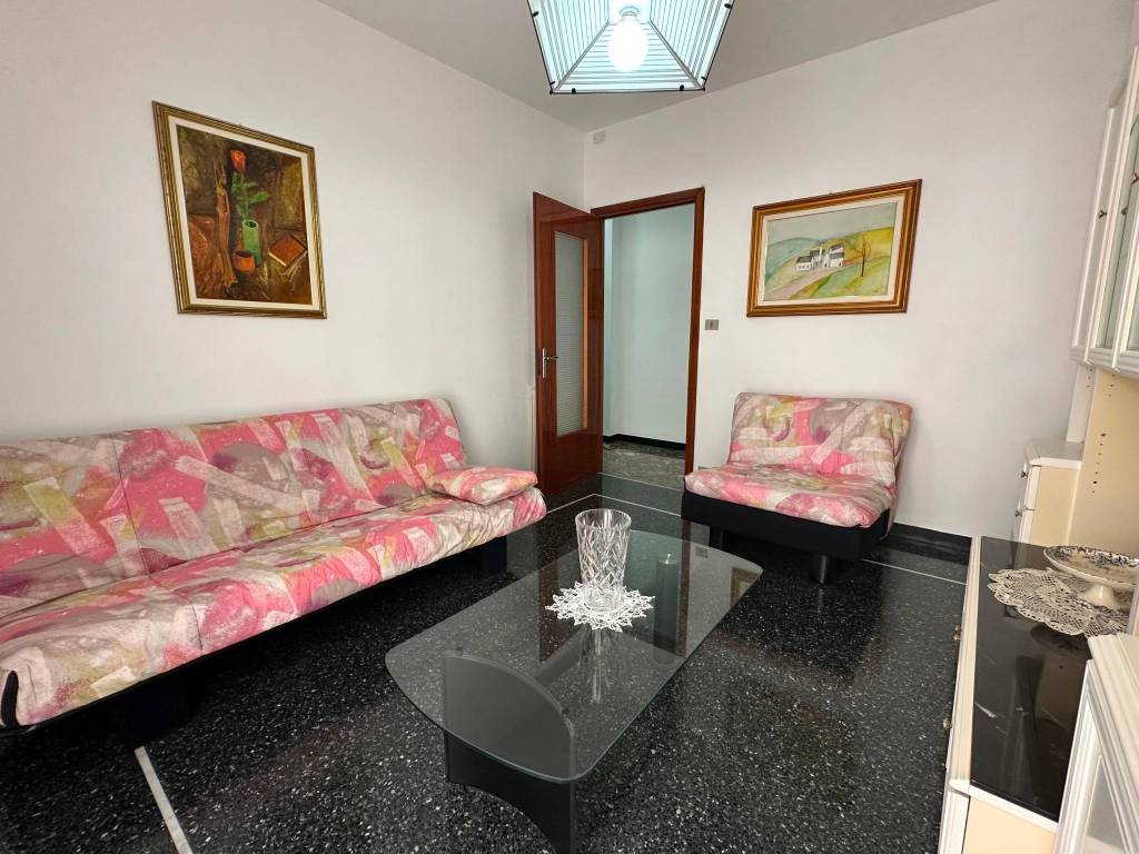 Appartamento a Cogoleto in Piazza Stella Maris - Foto 3