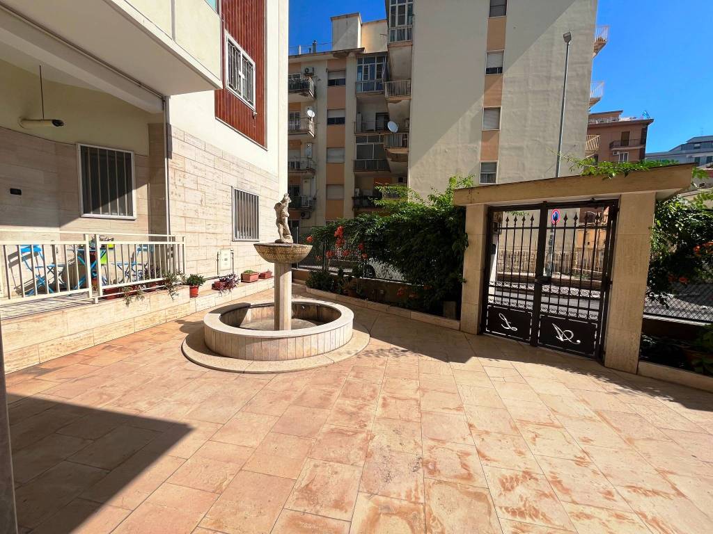 Appartamento a Foggia in Via Pasquale Fuiani - Foto 4
