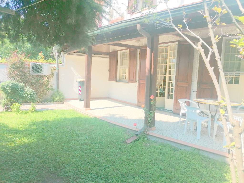 Villetta a schiera a Comacchio in Viale Santo Domingo, 77 - Foto 2