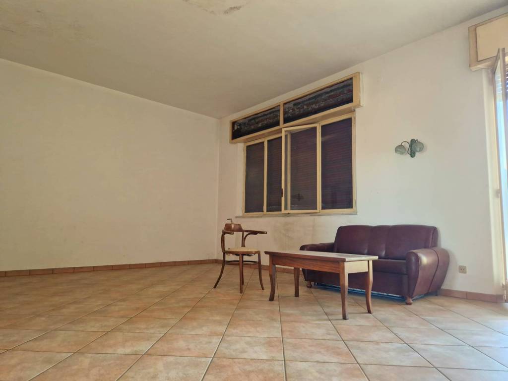 Appartamento a Giarre in Via Luigi Orlando, 124 - Foto 4