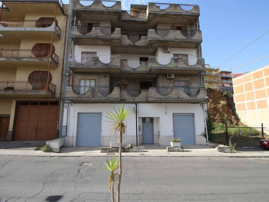 Palazzo / stabile a Militello in val di catania in VIA UMBERTO, 319 - Foto 2