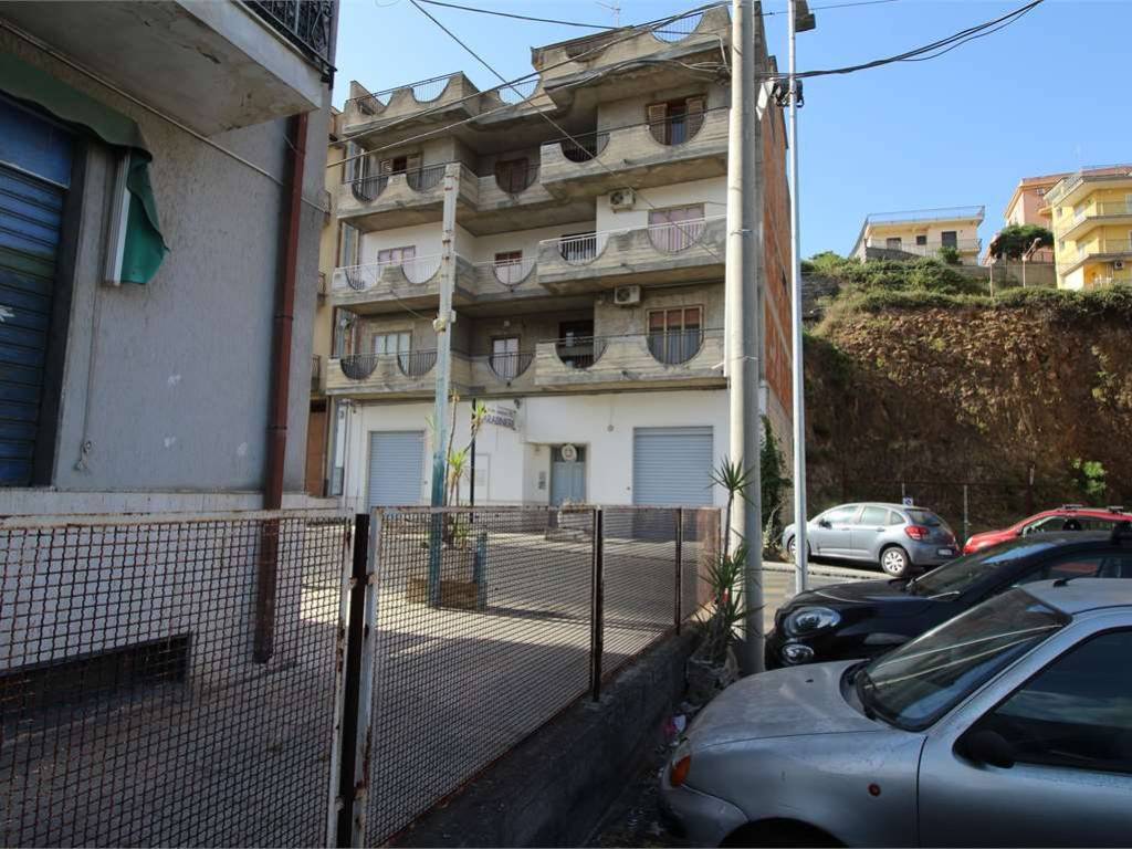 Palazzo / stabile a Militello in val di catania in VIA UMBERTO, 319 - Foto 4
