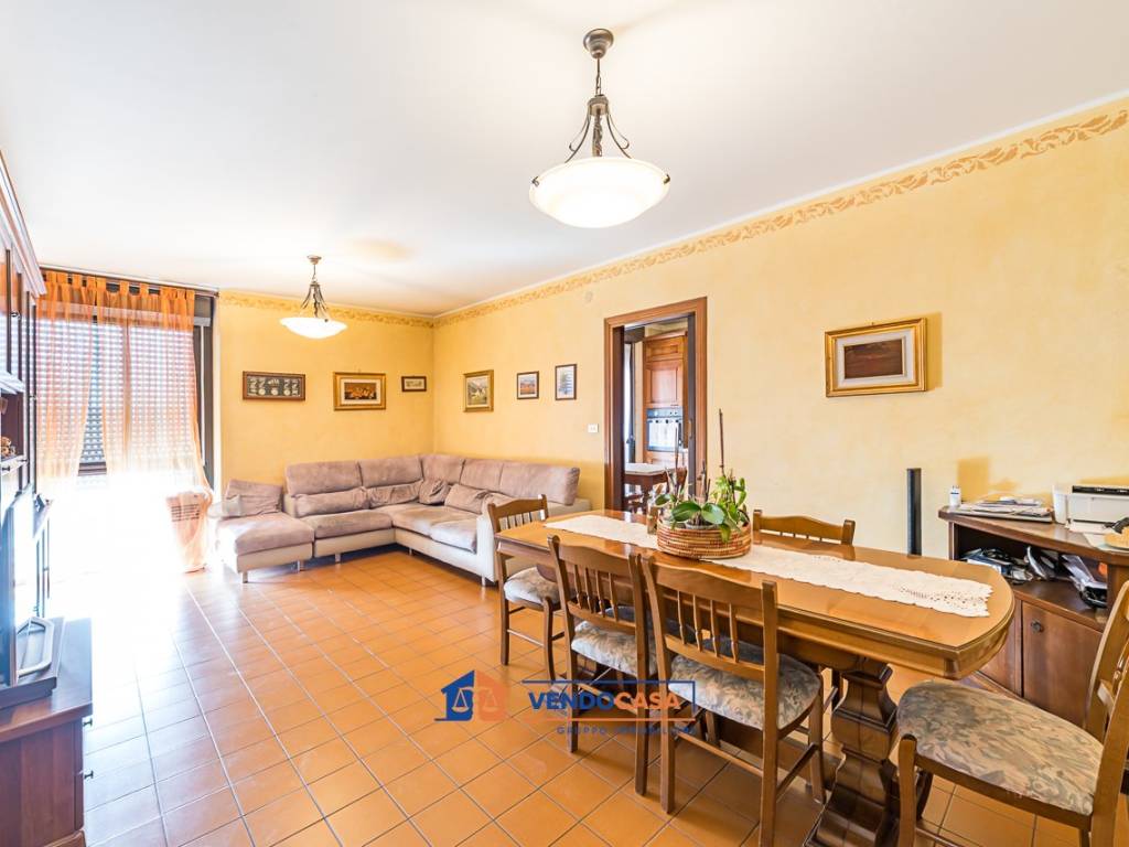 Appartamento a Saluzzo in Via Cavalieri di Vittorio Veneto, 15 - Foto 4