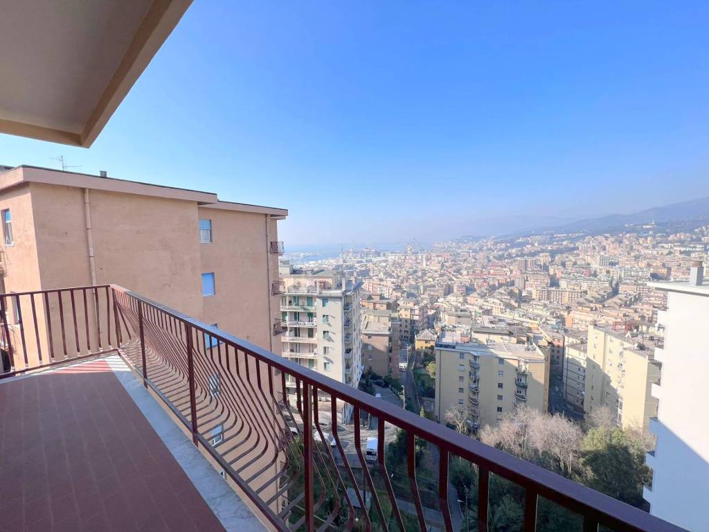 Appartamento a Genova in Salita Campasso di San Nicola - Foto 1