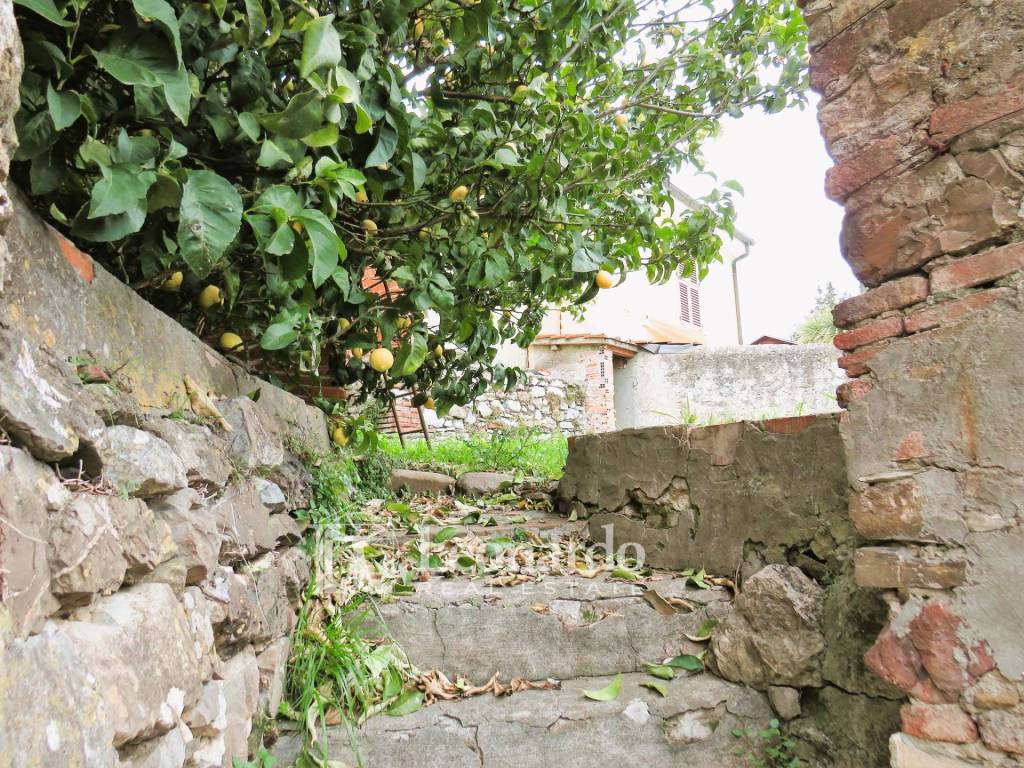 Casa indipendente a Massarosa in Via Pera - Foto 2