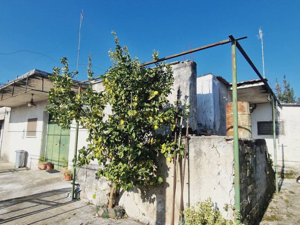 Villa a Cori in Via Bruno Buozzi Traversa 2 - Foto 5