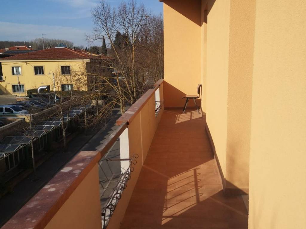 Appartamento a Cavriglia in Viale Principe Piemonte - Foto 2