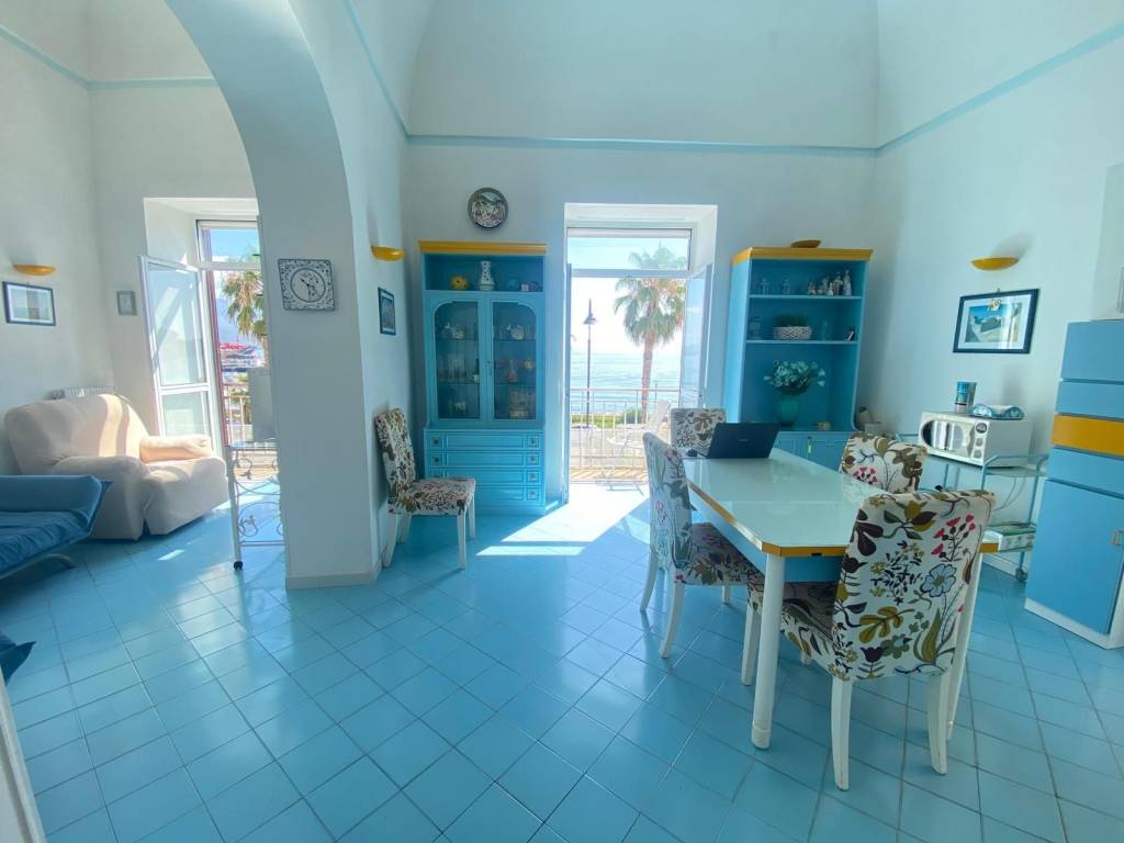Appartamento a Gaeta in Lungomare Giovanni Caboto, 540 - Foto 4