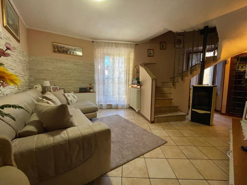 Casa indipendente a Galbiate in Via Como, 4 - Foto 4