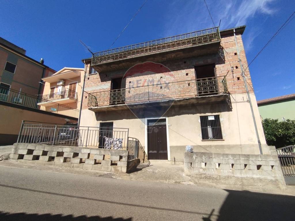 Casa indipendente a Roggiano gravina in via san domenico, 149 - Foto 2
