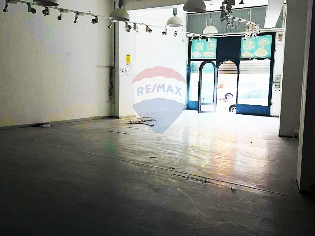 Immobile a Cagliari in Via Giovanni Maria Angioy, 32 - Foto 2