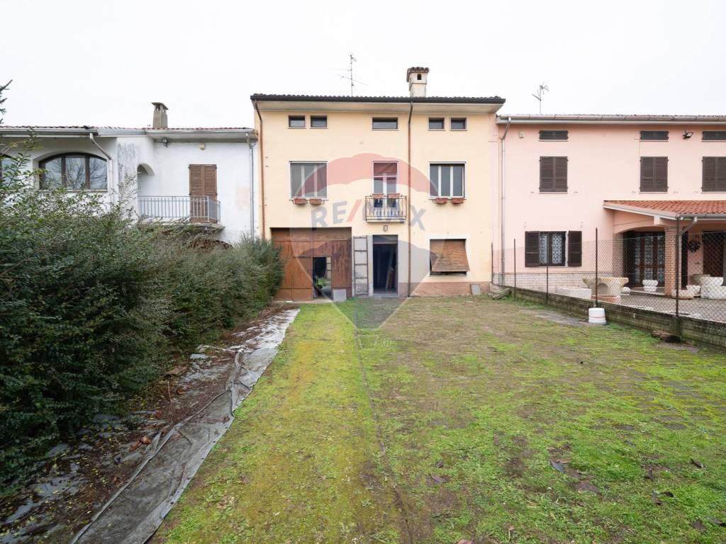 Appartamento a Gazzuolo in vicolo Ugo Foscolo, 4 - Foto 2