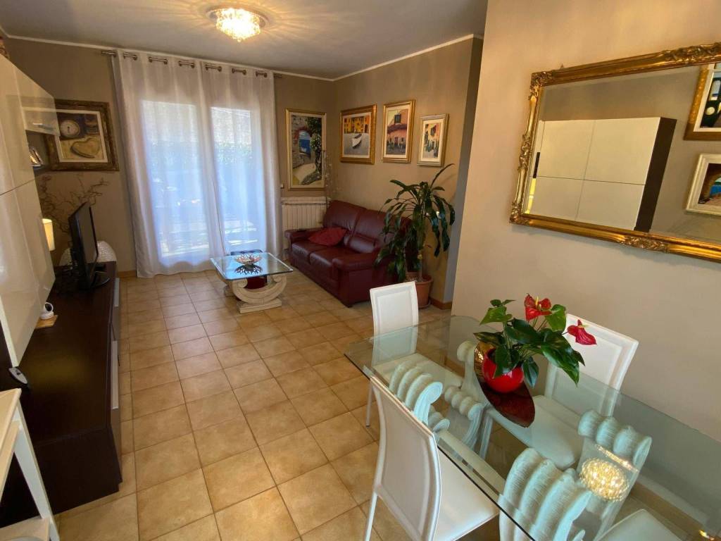 Villetta a schiera a Besano in XXIV Maggio - Foto 3