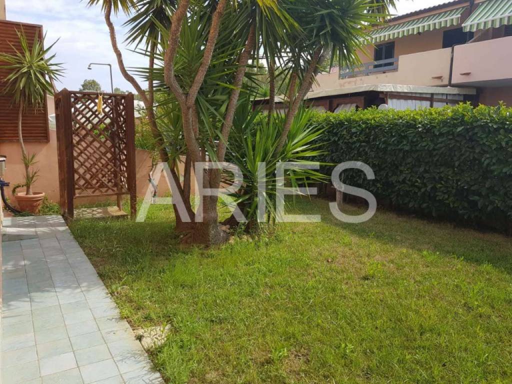 Villa a Villapiana in strada provinciale Villapiana Scalo Cosenza Zona Fiumara - Foto 2