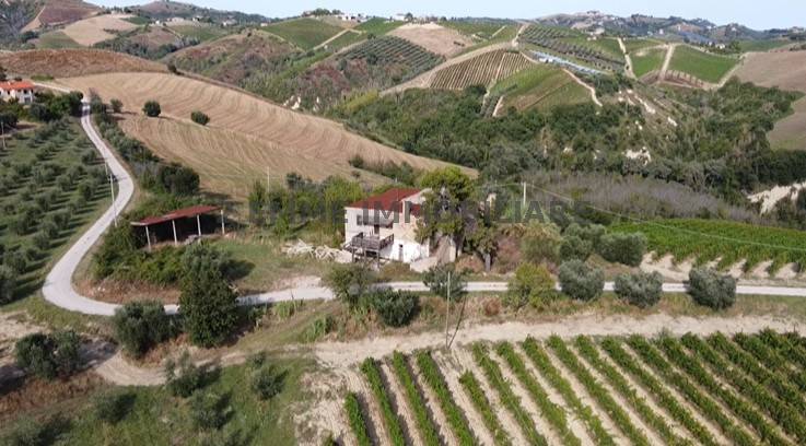 Rustico / casale a Ascoli piceno in BORGO MIRIAM - Foto 3