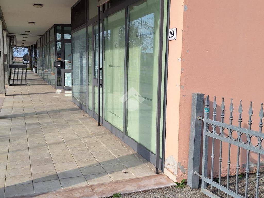 Box / garage a Bagnacavallo in Piazza Matteucci, 19 - Foto 3