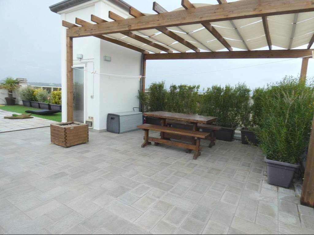 Attico / mansarda a Riccione in Viale Torquato Tasso - Foto 2