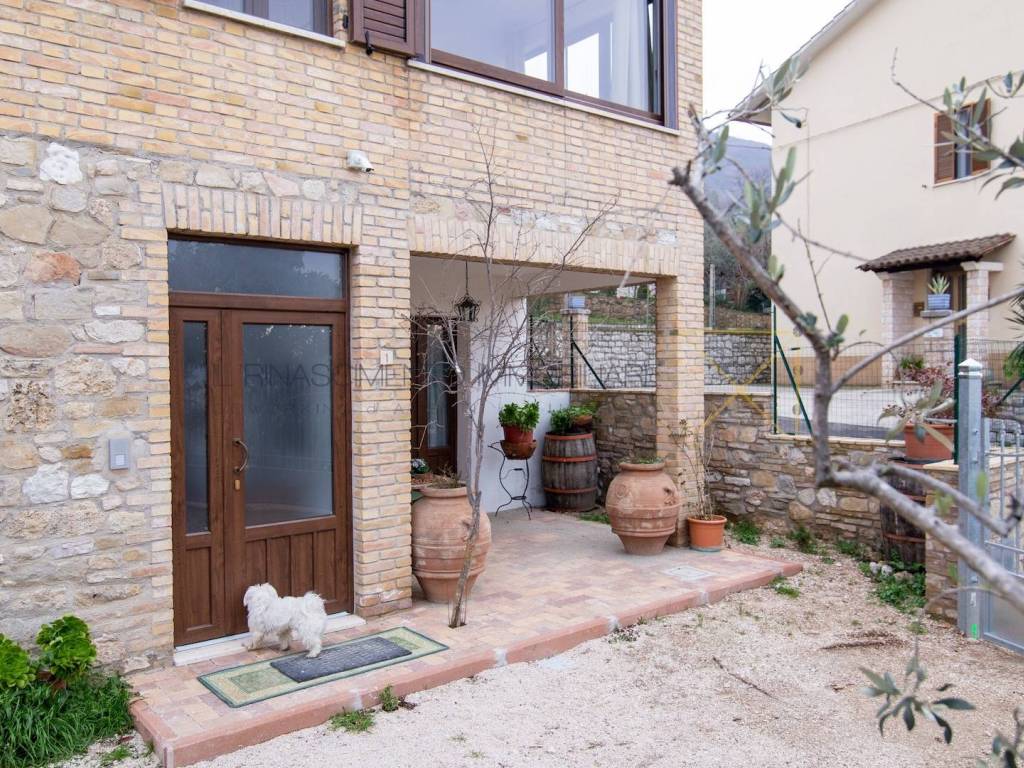 Casa indipendente a Assisi in Via Fosso Rosceto, 1 - Foto 4